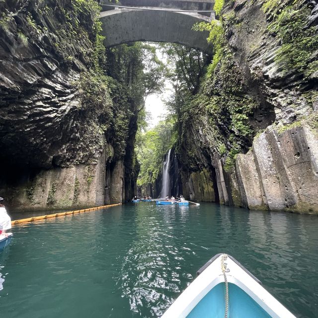 パワースポット 高千穂峡 貸ボートでアウトドア体験