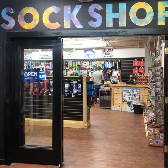 美國｜喬治亞州 海倫小鎮 超豐富襪子店