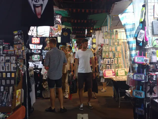 Temple Street - Hong Kong 