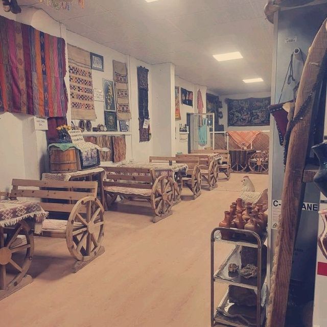antique cafe