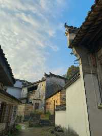 Qi Men, a beautiful place with few people in southern Anhui.