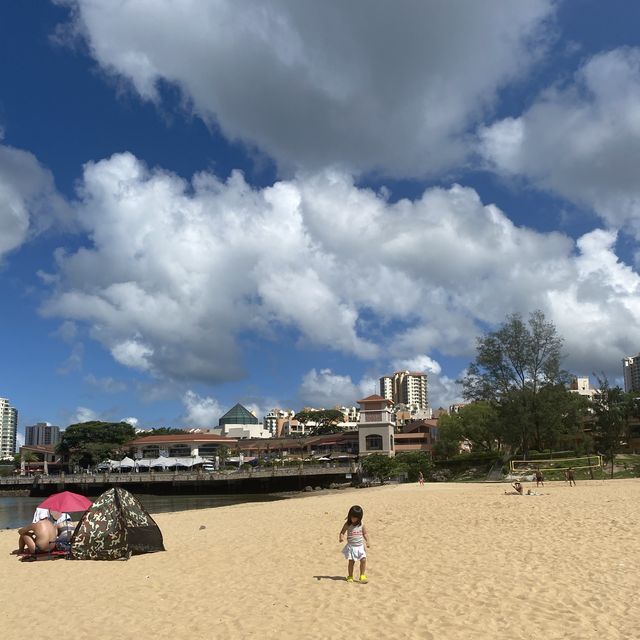 全港最大的大白灣沙灘兒童遊樂場