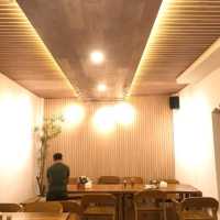 Pilar Kayu Resto