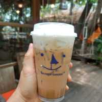ร้านกาแฟในสวนป่า ร้อยเอ็ด