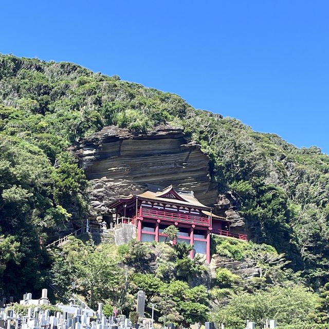 【千葉】切り立つ崖にたつお寺😲崖観音