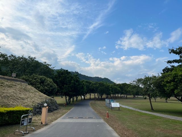 卑南文化公園 超大的十石板棺墓葬群遺址 