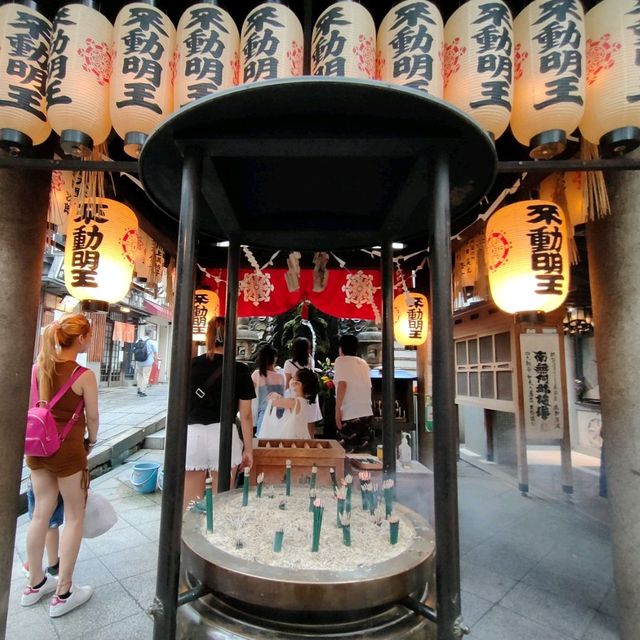【大阪 千日前】大阪観光名所✨法善寺さん