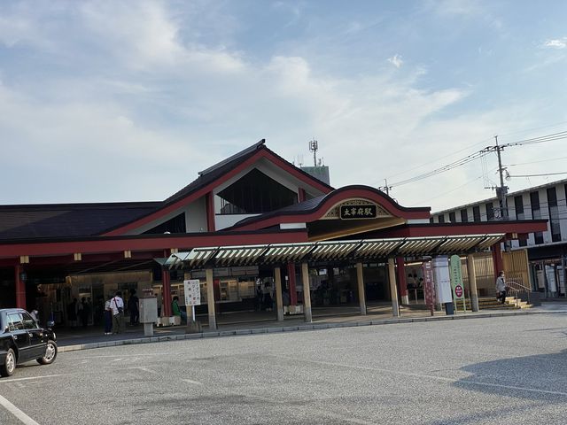 福岡の観光名所といえば太宰府。『西鉄太宰府駅前』