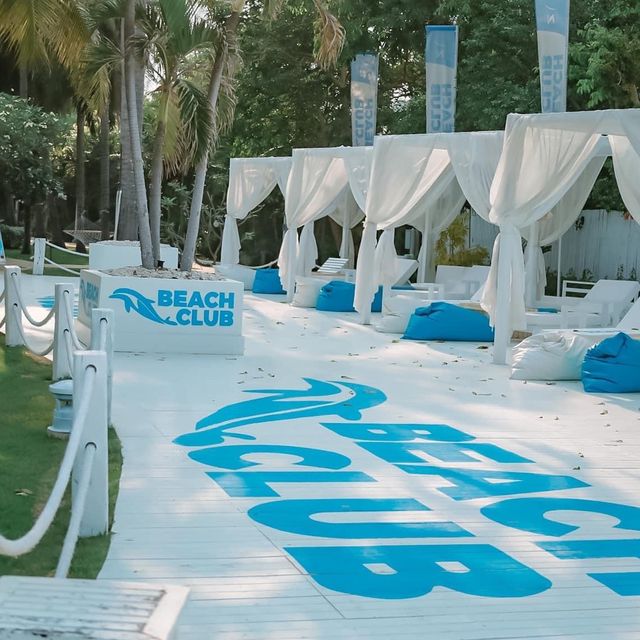 โรงแรมติดริมหาดชะอำ  𝗡𝗼𝘃𝗼𝘁𝗲𝗹 𝗛𝘂𝗮 𝗵𝗶𝗻 
