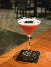Mirage Bar & Restaurant｜摩登時尚Island Bar🌟情侶約會之選