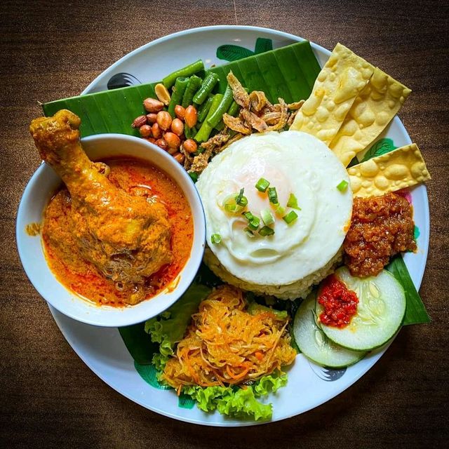 Classic Nasi Lemak @ Rasa Rasa