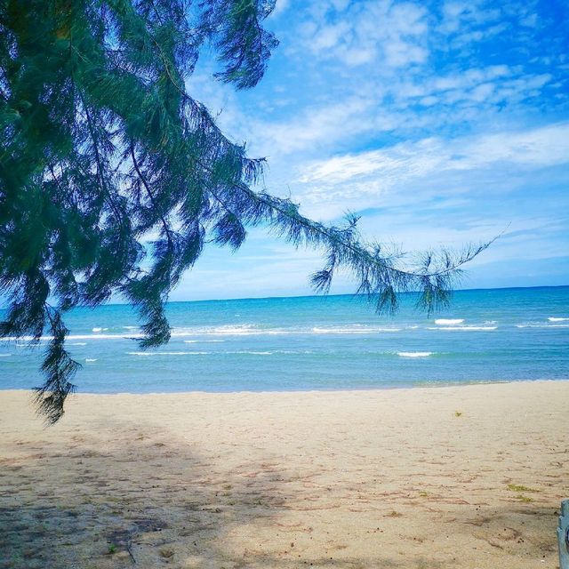 หาดบ้าน​กรูด​ หาดสวย​  ประจว​บคีรีขันธ์​