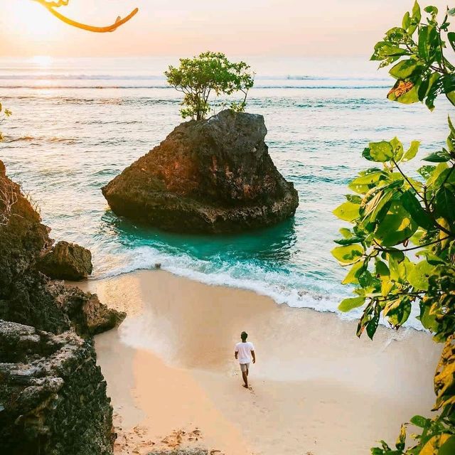 BINGIN BEACH : BALI 