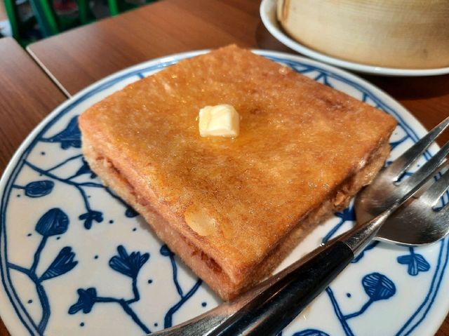 【新北】淡水美食|港式飲茶推薦|景觀餐廳|海景下午茶|佬港冰室茶餐廳