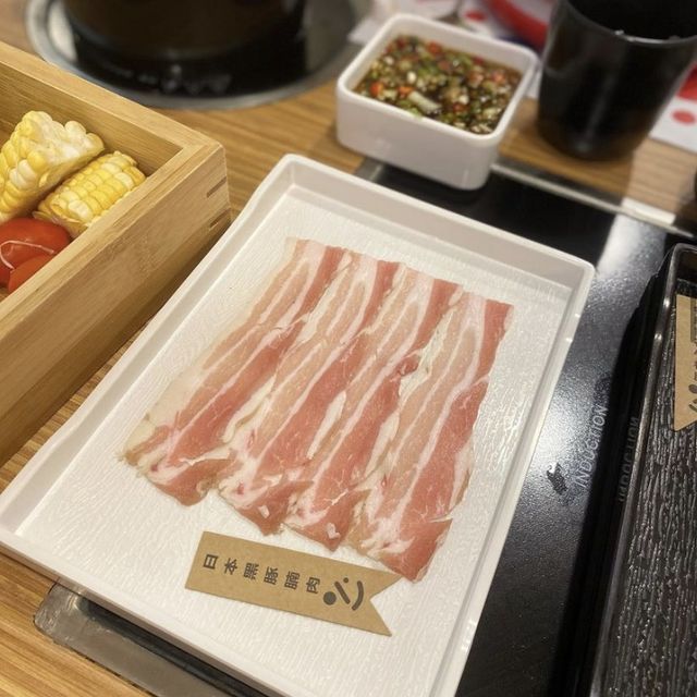 灣仔回頭率極高午市火鍋放題。一人一鍋乾淨衛生