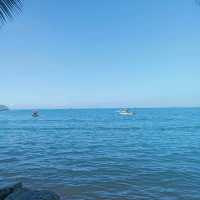 🏖หาดบางเสร่ ถ้าใจเซไปทะเลก็ได้นะ