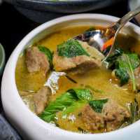 ร้านอาหารไทยสูตรคุณย่า
