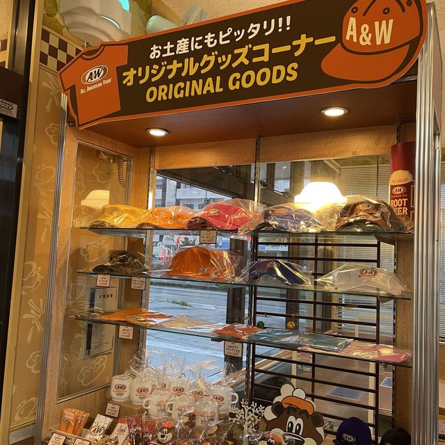 糸満市のエイアンドダブリューへ行ってきました。