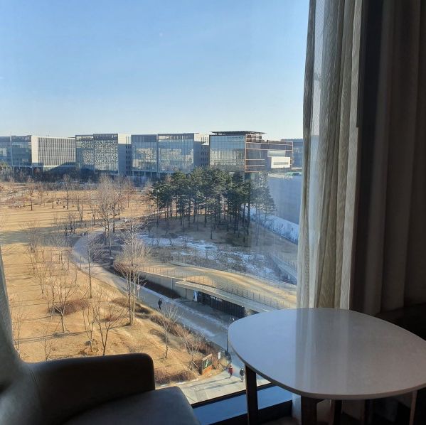 김포공항 근처 4성급 보타닉파크뷰 호텔'코트야드 메리어트 서울 보타닉파크'