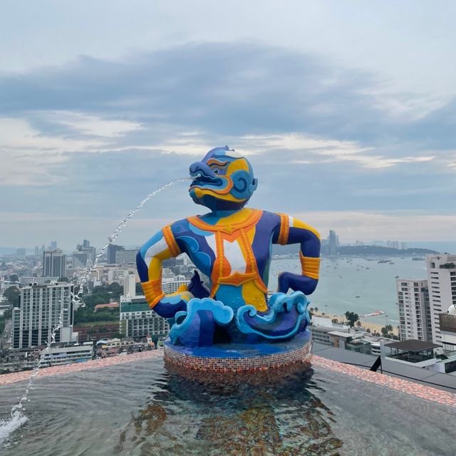 โรงแรมหรู Rooftop ชื่อดังเมืองพัทยา