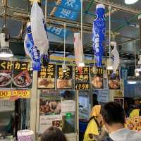 日本大口吃便宜厚切握壽司 - 唐戶市場