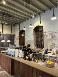 คาเฟ่สไตล์วินเทจ Craftsman Roastery
