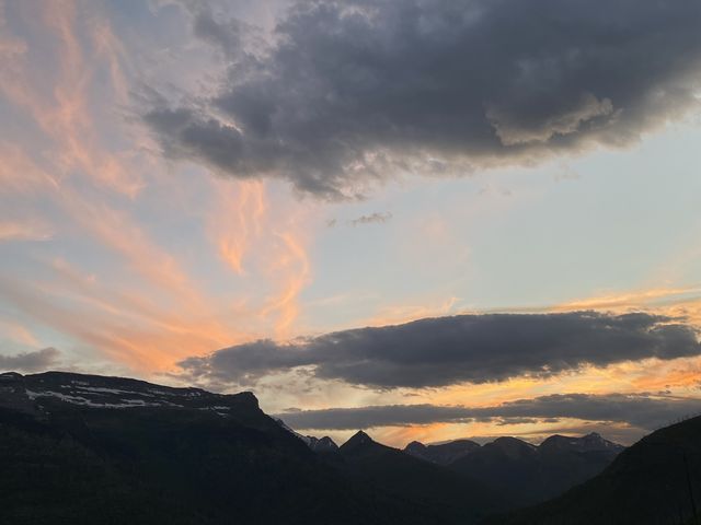 絶景ロード"going to the sun road”