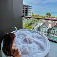 ที่พักติดริมชายหาด rooftop beachbar seafood 