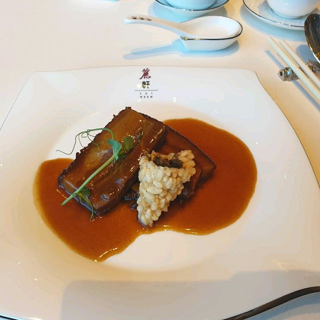마카오의 고급식당을 찾으신다면 LAI HEEN