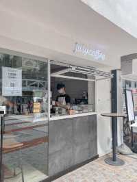 深井木系質感白色咖啡小店！