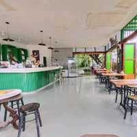 อูเล้ง คาเฟ่ ( ouleng cafe )
