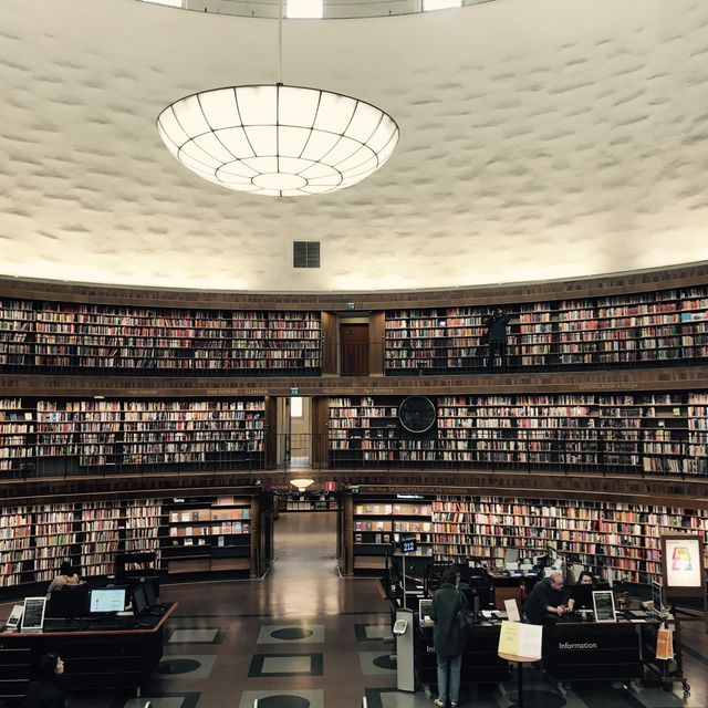 ストックホルム市立図書館