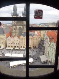 世界最古老的天文鐘上俯瞰布拉格廣場