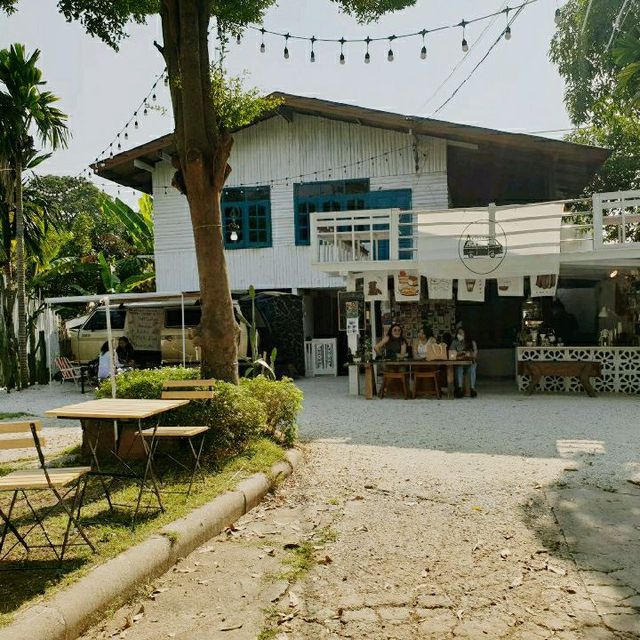 Atalier Home  อาร์ตติสคาเฟ่ Slowbarลับ
