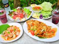 คาเฟ่ นครปฐม