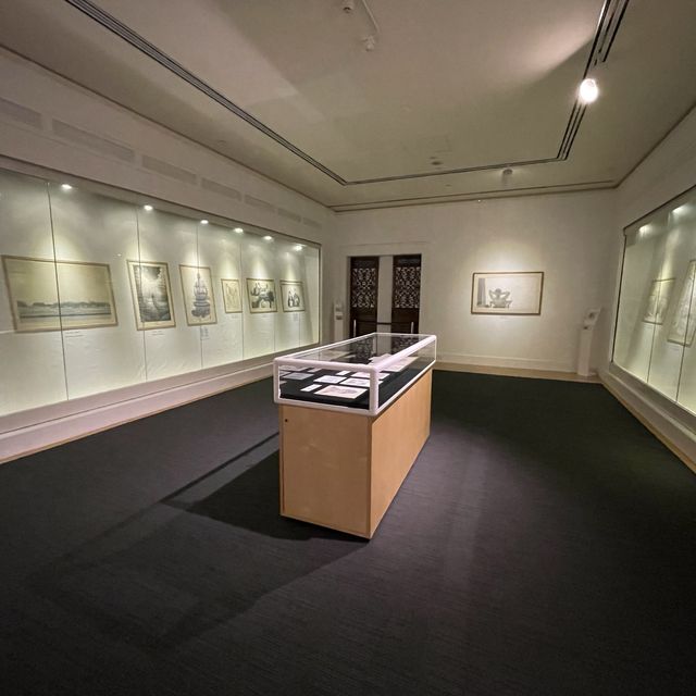 一個完全估唔到已誕生的畫展！