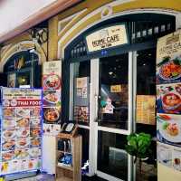 Cosy Good Authentic Thai Food