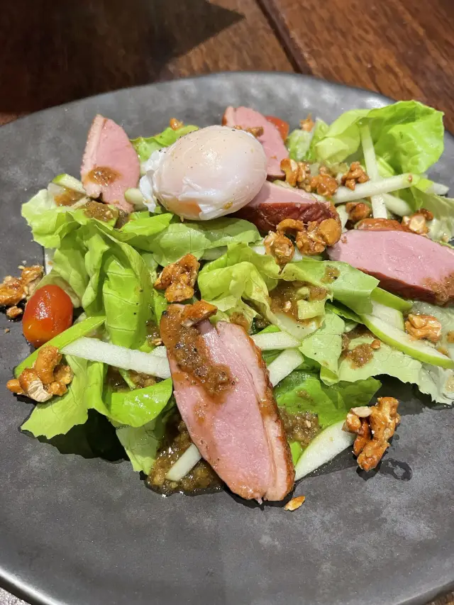 ร้านอาหารฟิวชั่นหาง่ายใจกลางเมือง