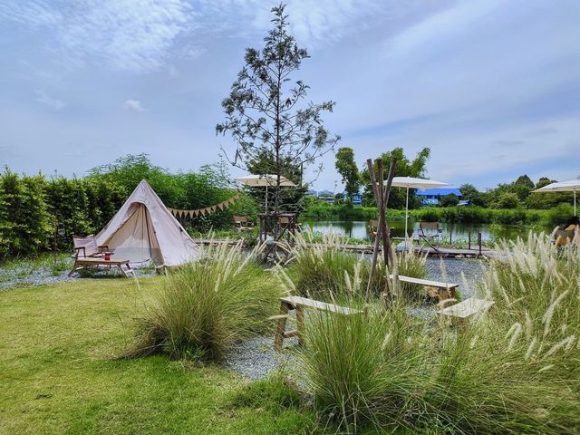  ถ่ายรูปชิคชิค@WOOD RATHER แคมป์ปิ้งคาเฟ่