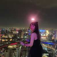 พาไปนั่งชิล rooftop ที่ Red Sky CTW