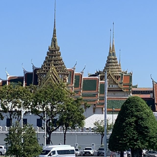 Bangkok river cruise to beautiful temples