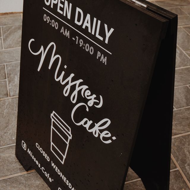 Misses.cafe@betong