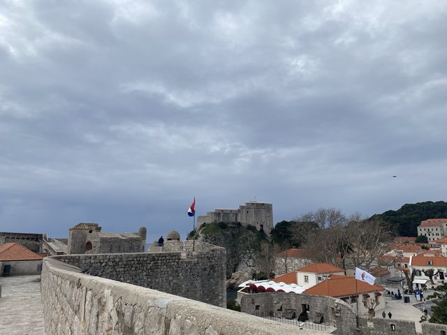 Walking along the Walls of Dubrovnik