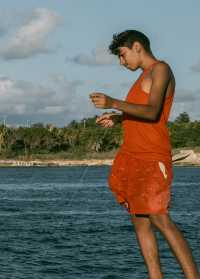 Havana | Lobster Fisherman on the Malecon