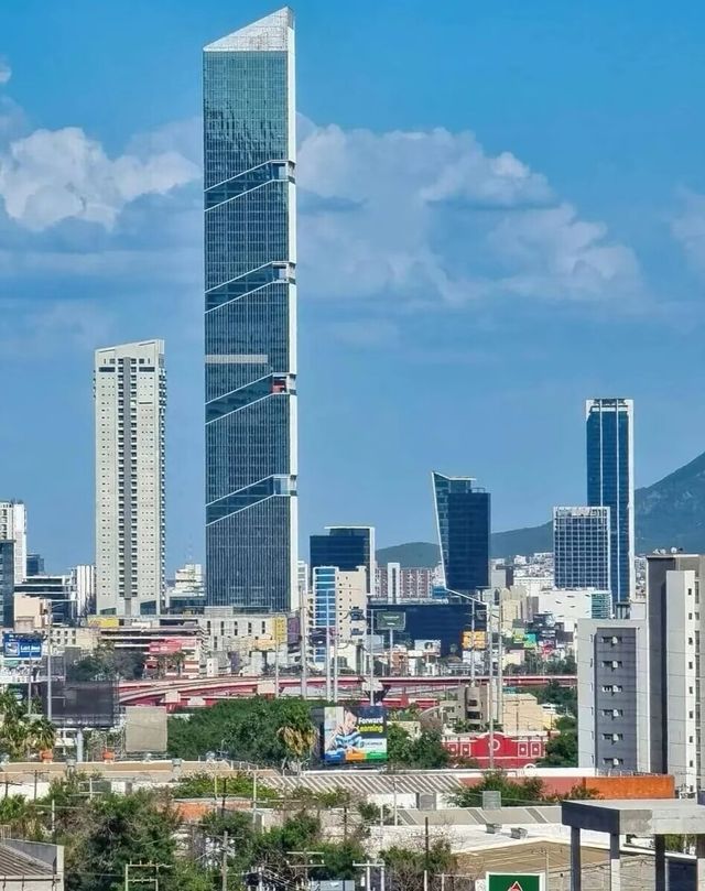 Mexico's Reforma Avenue in Daytime and Nighttime