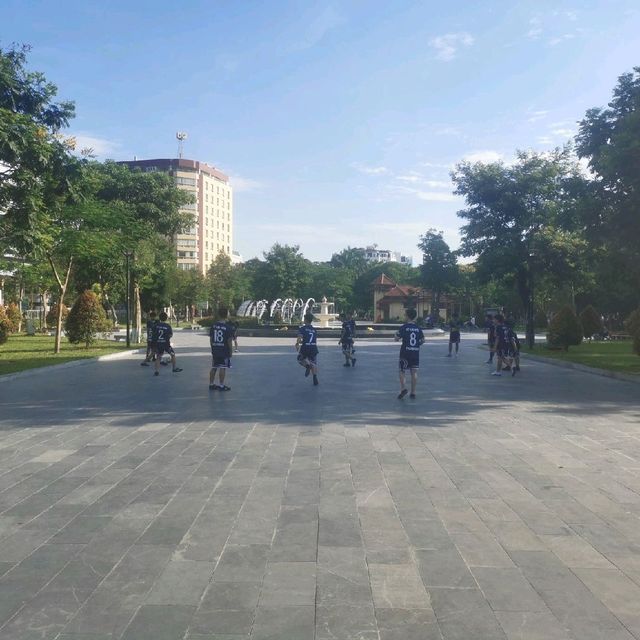 海防著名拍照景點—阮平謙城市公園