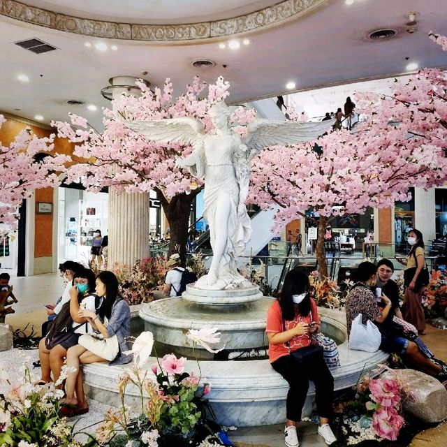 Big Malls Located east of Bangkok City