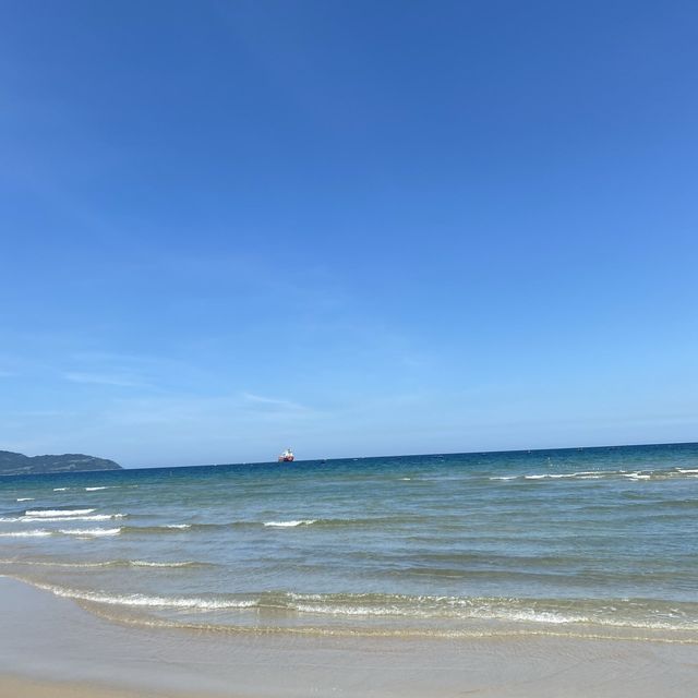 My Khe beach ชายหาดหมีเคว ในเมืองดานัง เวียดนาม