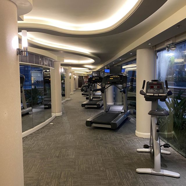 經典高貴維港酒店 - 都會海逸酒店