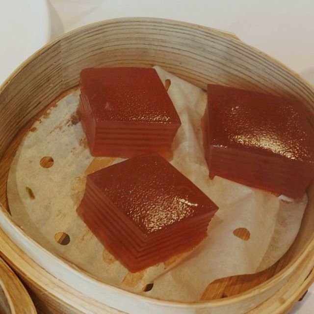 可以一路嘆茶一路望住無敵大海景既酒樓